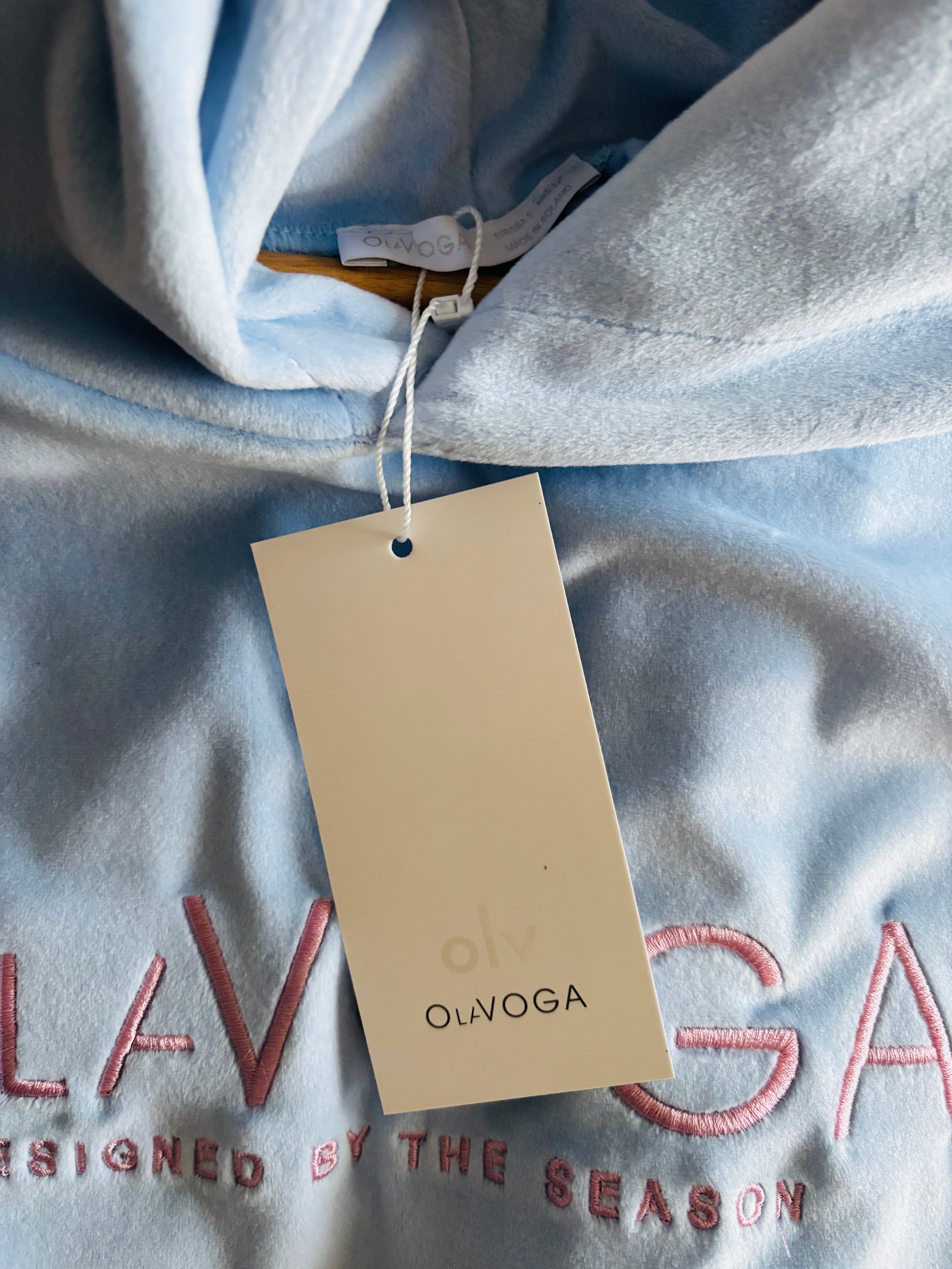 KOMPLET DAMSKI OLAVOGA NEROLI 2026